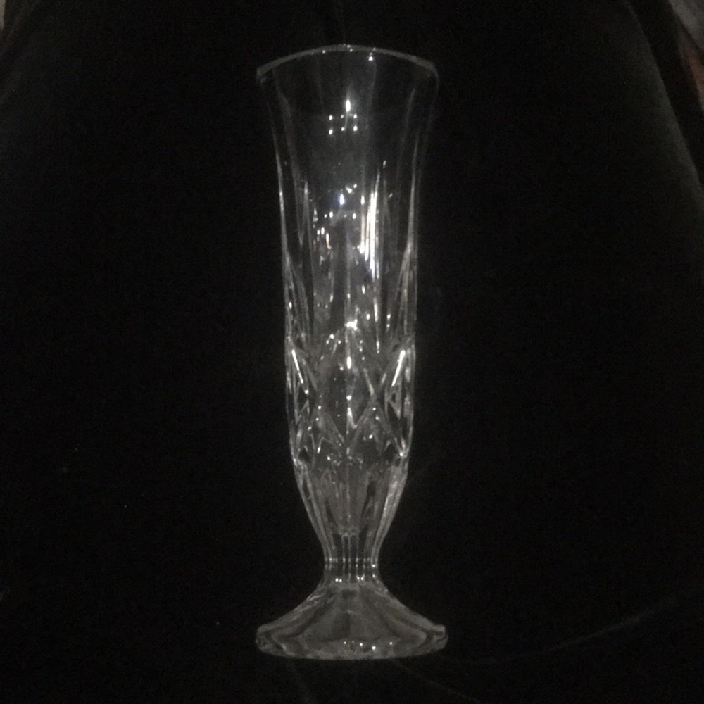 Vase - Picture 6 of 9